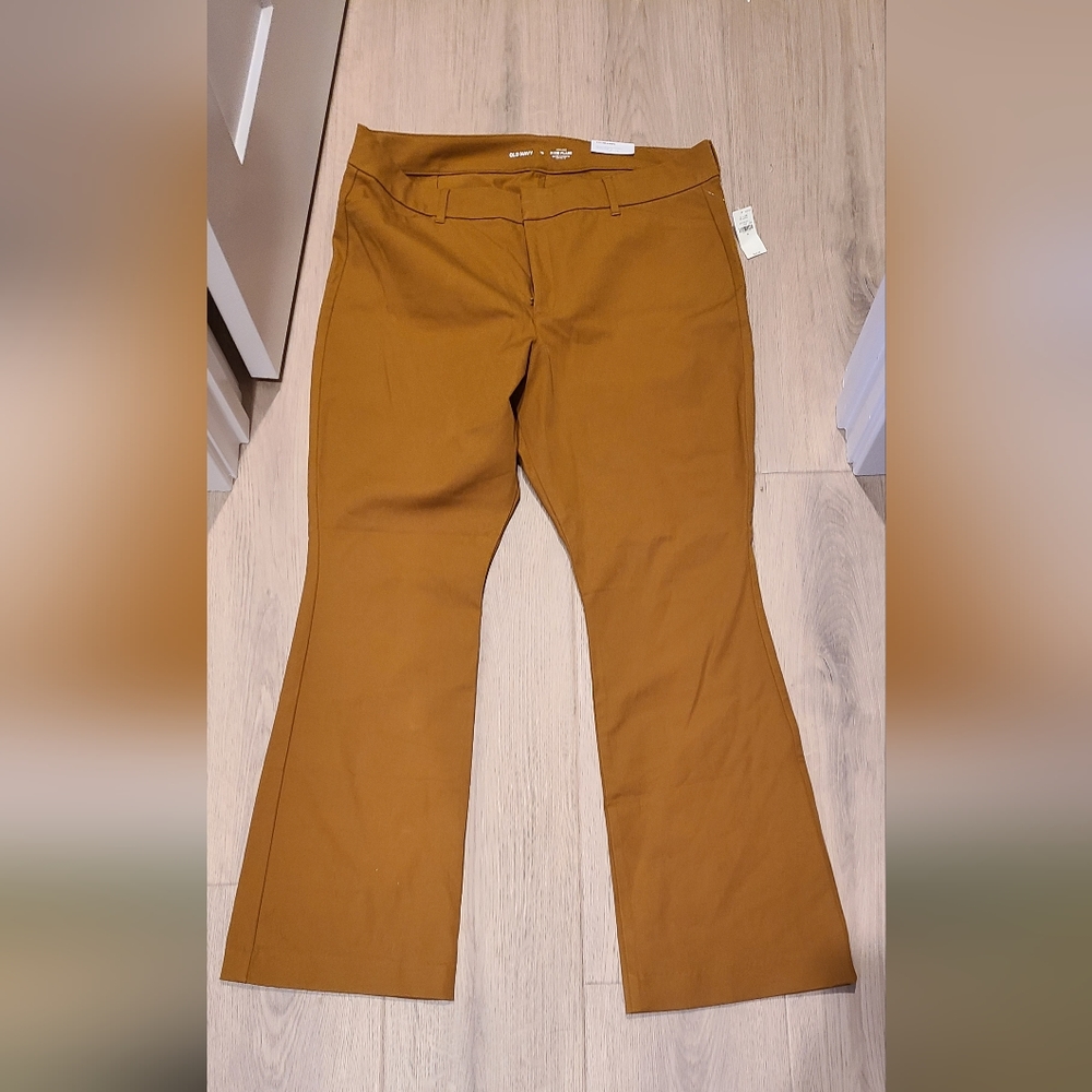 Old Navy Pixie Flare Pants